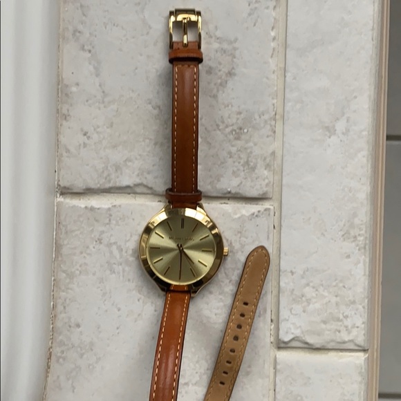 Watch - Picture 2 of 5